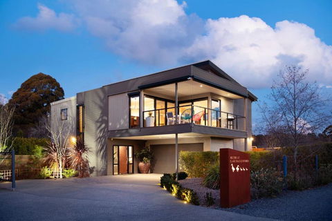 Retreat Lake Daylesford - Free Wifi - Perths Hotel 0