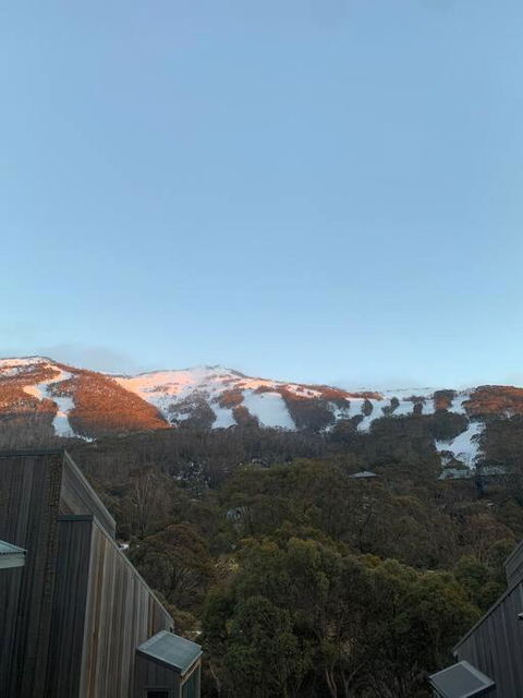 Riverside Cabin 18 Thredbo - Perths Hotel 3