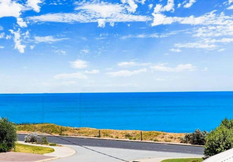 Relaxing Getaway Beachfront Access Multi Family Pets Mandurah - Perths Hotel 2