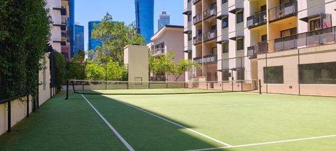 Resort-style Living In Perth CBD - 2X2 Apt - Perths Hotel 1