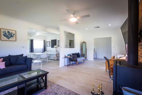 Redims Hill Cottage - Perths Hotel 3