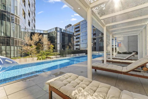 Refined 2-Bed With Luxurious Building Amenities - Perths Hotel 0