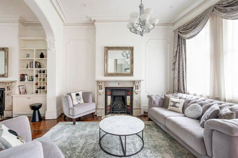 Refined Paddington Corner Terrace With Parking - Perths Hotel 1