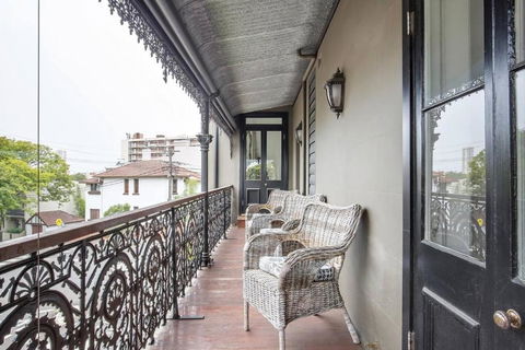 Refined Paddington Corner Terrace With Parking - Perths Hotel 3