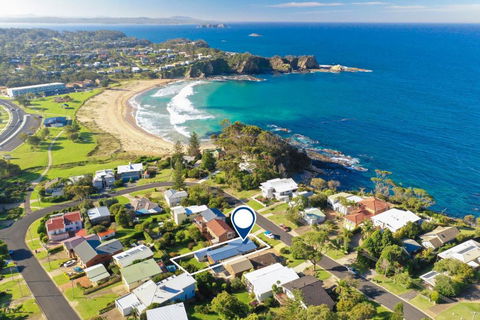 Relax And Reconnect At MaluaBay - Perths Hotel 0