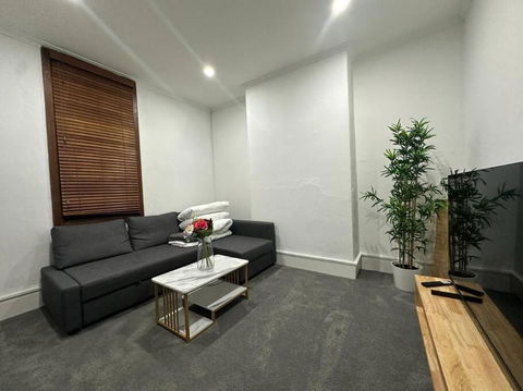 Remarkable 2 Bedroom House At The Centre Of Darlinghurst - Perths Hotel 0