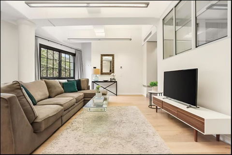 Renovated Warehouse Conversion In Heart Of Sydney - Perths Hotel 1