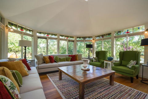 Rent Your Own Historic Hotel For Holidays & Events - Perths Hotel 3
