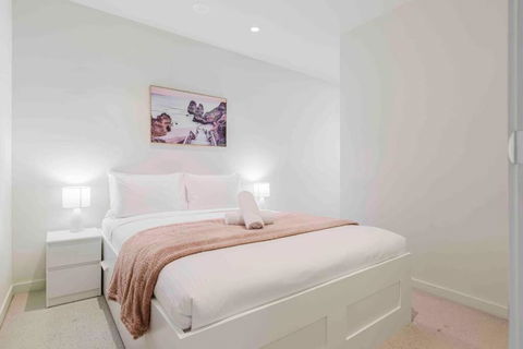 Resort Lifestyle Urban Apt - Pool, Gym, Sauna - Perths Hotel 0