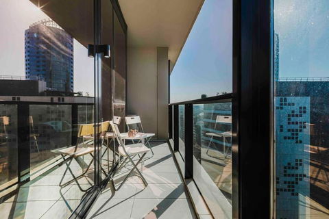 Resort Lifestyle Urban Apt - Pool, Gym, Sauna - Perths Hotel 1