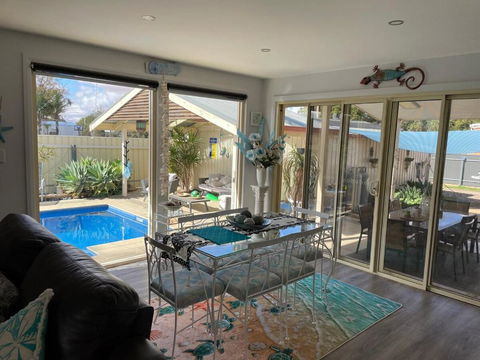 Resort On Morgan With Beautiful Private Pool, Pet Friendly - Perths Hotel 2