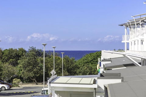 RESORT ON THE BEACH 1219/20 - Perths Hotel 3