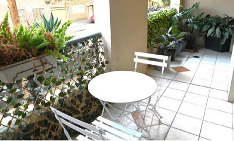 Resort Style 2BR Apt In Pyrmont Next To Darling Harbour - Perths Hotel 0