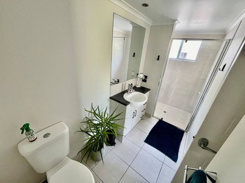 Resort Style Holiday Unit - Perths Hotel 2