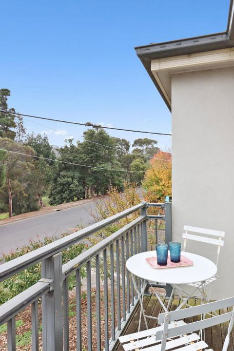 Retreat On Gairloch I Geelong River Hideaway - Perths Hotel 2