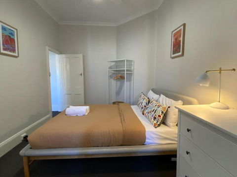 Retro Apt 6 Mins To Victoria Quay - Perths Hotel 2