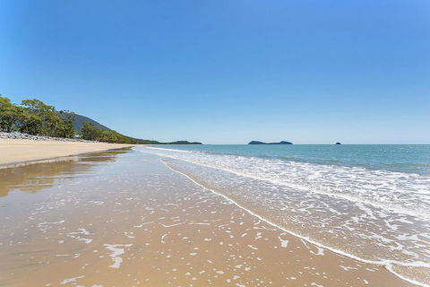 Ribbons Beachfront Apartments Clifton Beach - Perths Hotel 2