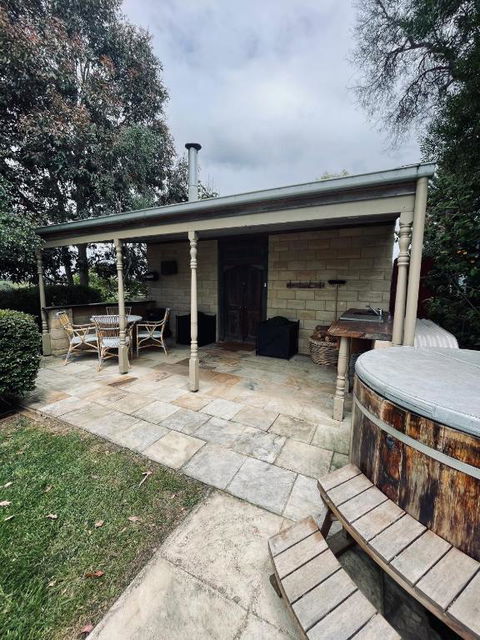 Rivendell Farm Estate - Perths Hotel 0