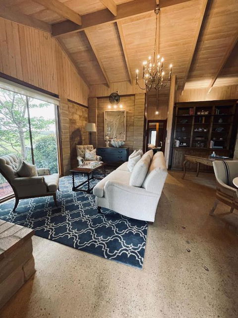Rivendell Farm Estate - Perths Hotel 2