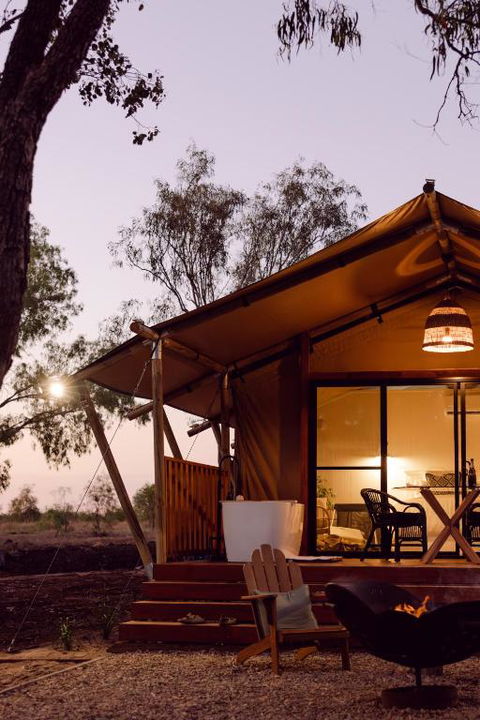 Riverbank Glamping - Perths Hotel 3