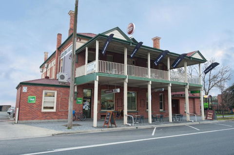 Riverina Hotel - Perths Hotel 0