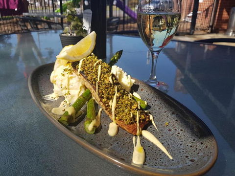 Riverina Hotel - Perths Hotel 2