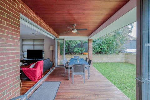 Rivervale Retreat - Spacious Family Living - Perths Hotel 2