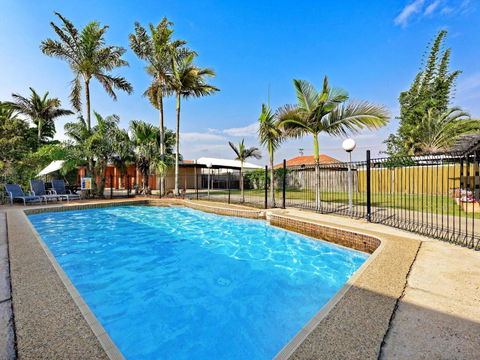 Riviera Motel Bundaberg - Perths Hotel 0