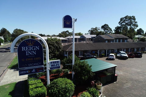 Reign Inn Newcastle - Perths Hotel 0