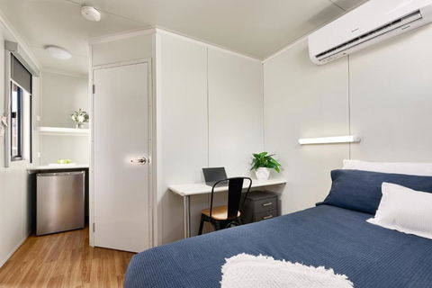 Red Sands Accommodation Newman - Perths Hotel 1