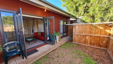 Rise N Shine - Affordable 50sqm Garden Apartment - Perths Hotel 0