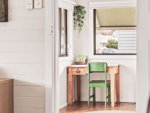 Rosena - The Classic Beach House - 5 Cashmore Street - Perths Hotel 3
