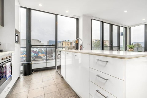 Roomy 2BR 2BA City-Centre Apt - Perths Hotel 2