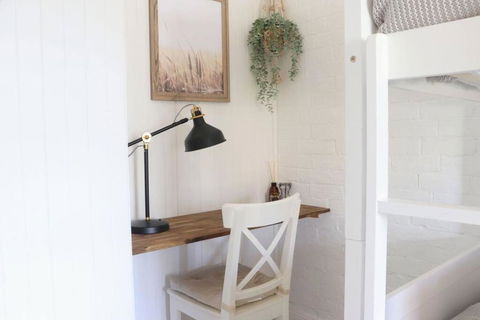 Rustic Chic 200 Metres From CBD - Perths Hotel 2