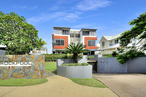 Rockpool No 4 Beachfront Unit - Perths Hotel 0