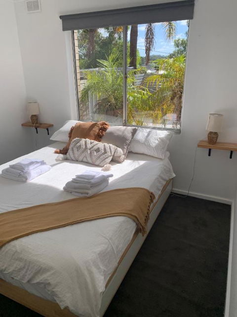 Room For Rent - Perths Hotel 0