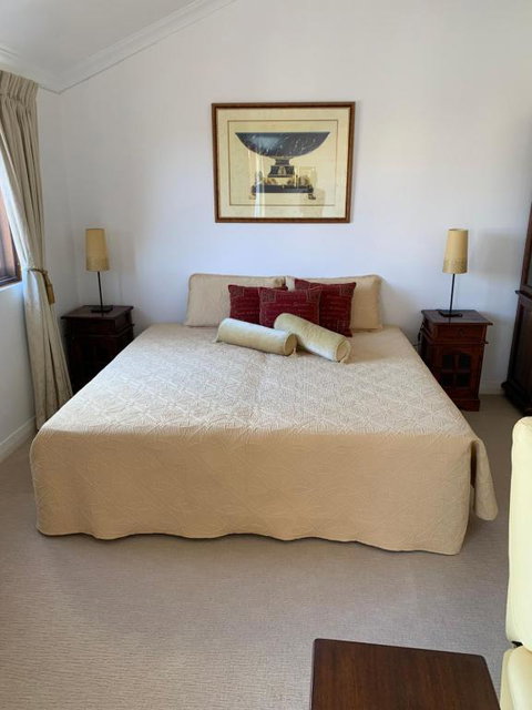 Room With A View - Perths Hotel 0