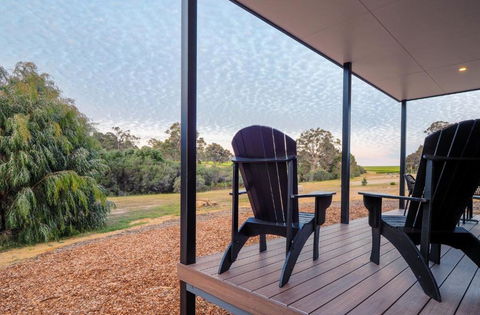 Ruse Estate Retreat Margaret River - Perths Hotel 3