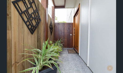 Salt Zen Holiday Townhouse - Perths Hotel 1