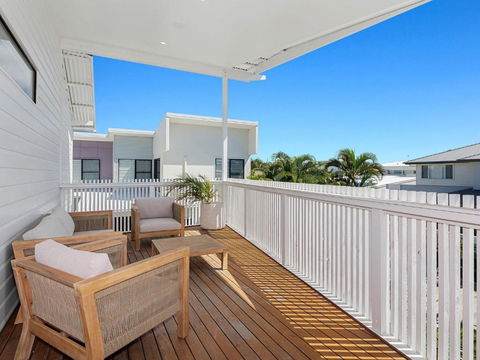 Salty Haven - Perths Hotel 1