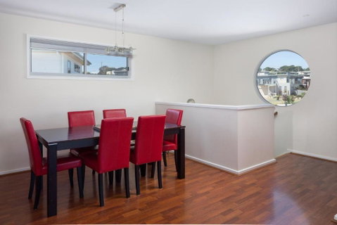 San Remo Views - Perths Hotel 2