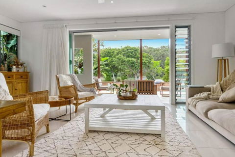 Sandsong @ Kamala - Perths Hotel 3