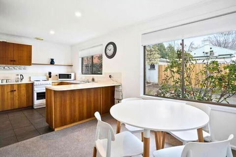 Sandy Bay Cozy Cottage Close To CBD - Perths Hotel 1