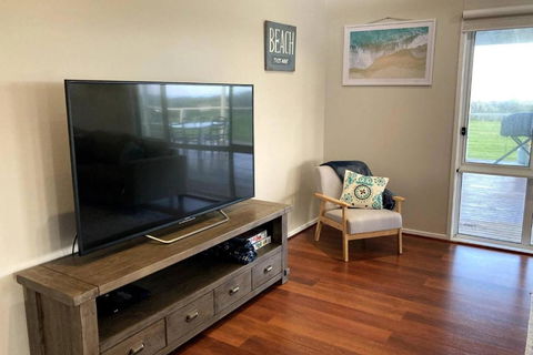 Sandy Bottoms Beach Escape - Perths Hotel 3