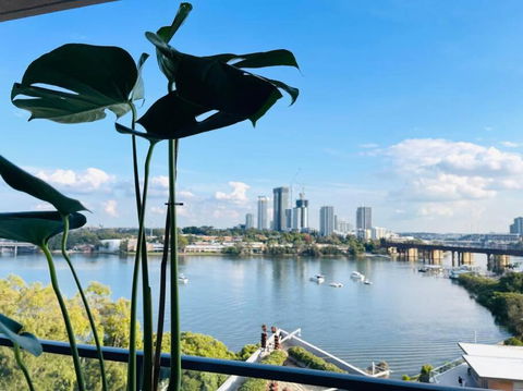 Stunning Waterfront 3 Bedroom Condo With Pool, BBQ - Perths Hotel 1