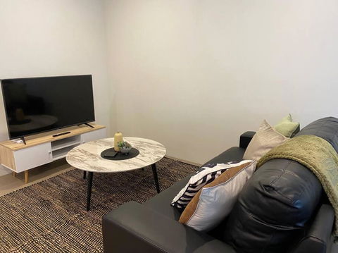 Stylish Modern Airport City WIFI Park Netflix Wine - Perths Hotel 2