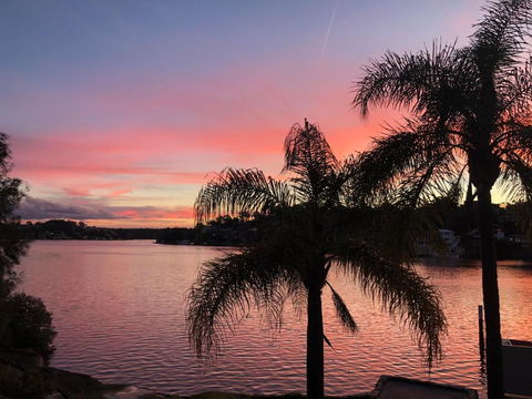 Sydney 5 Bedrooms Water Front House - Perths Hotel 0