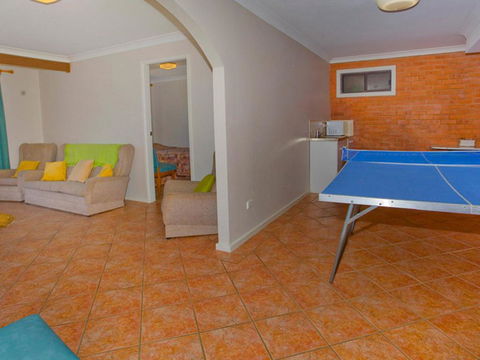 Beachside Retreat - Perths Hotel 3