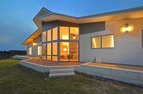 Beaufortia Views - Perths Hotel 3