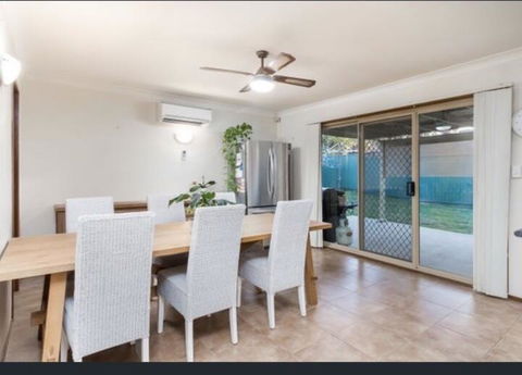 Beautiful Home Norwest Of Sydney - Perths Hotel 1